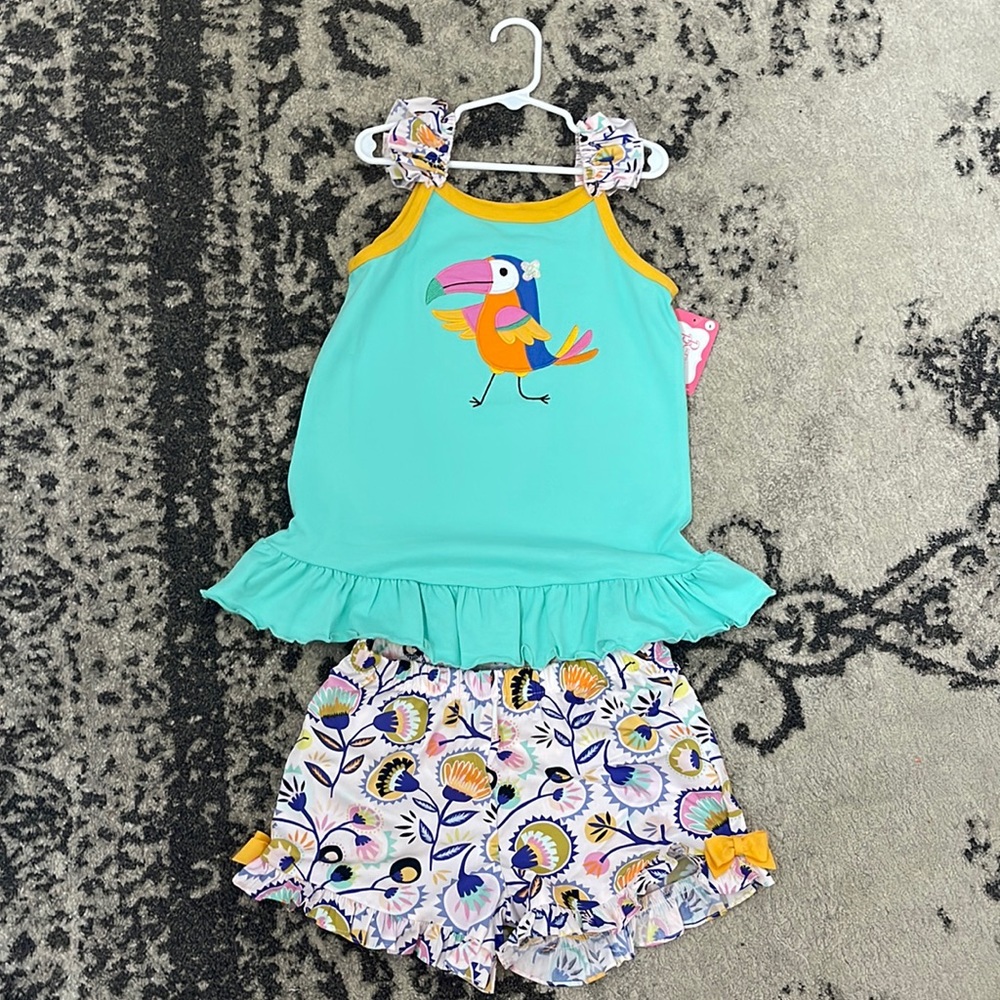 Ric Rac Ruffles Parrot two piece matching set -NEW with tags, size 8